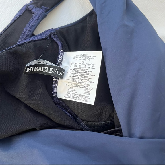 Miraclesuit Illusionists Crossover With Mesh One Piece in Midnight size 16W - Picture 5 of 7